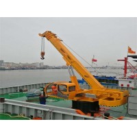安徽亳州船用甲板吊厂家运输转移海上补给
